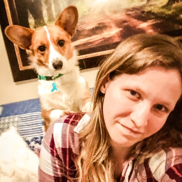 Meet your Posher, Emily - Picture 4 of 6